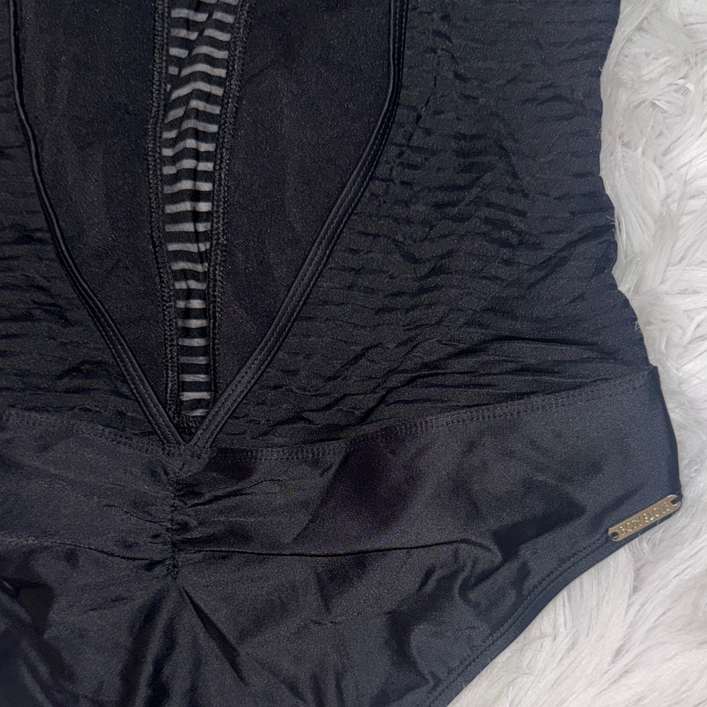 Body Glove Black One Piece Swimsuit - Picture 4 of 12